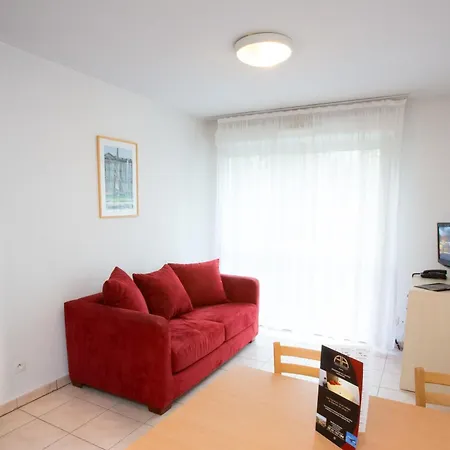 Appart hôtel Bordeaux - Aéroport 3*