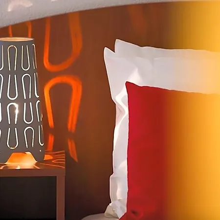 - Bordeaux - Aeroport アパートホテル 3*