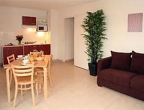 オール スイーツ ボルドー メリニャック 3* Mérignac