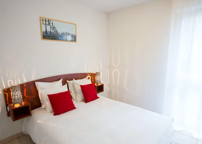 - Bordeaux - Aeroport 公寓式酒店 Mérignac